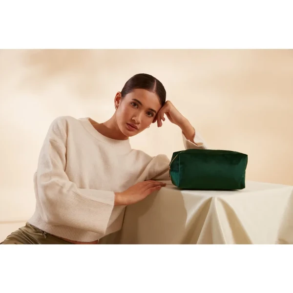 Aksamitna Eko Kosmetyczka Etui z Recyklingu z Podszewką i Certyfikatem GRS BG716 Dark Emerald LS4